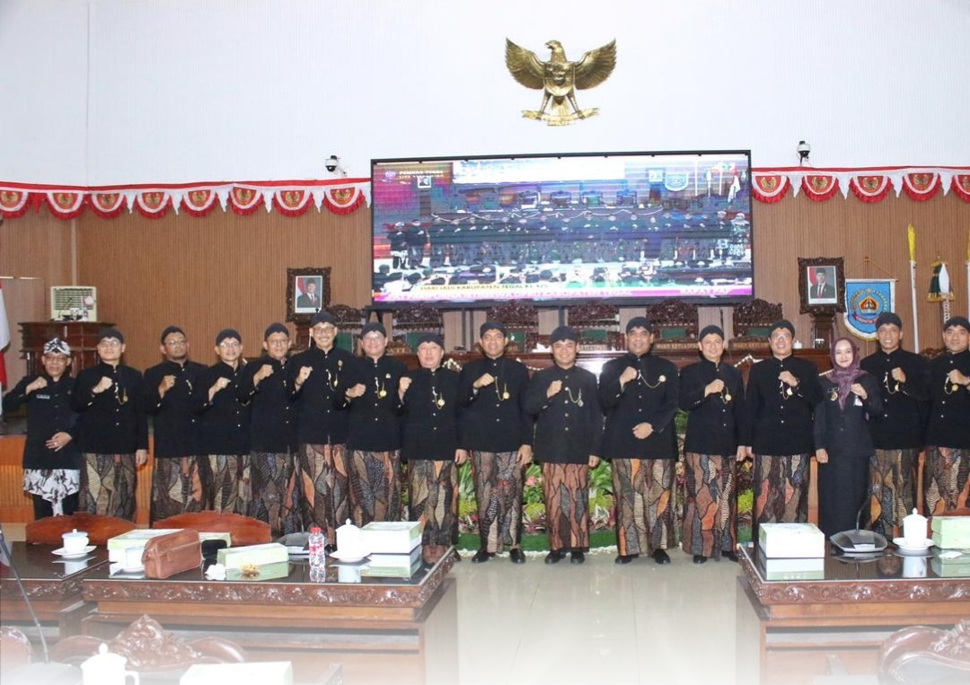 Momentum Hari Jadi ke-425, Kepala Kantor Pertanahan Kab Tegal Ikuti Kirab dan Rapat Paripurna Istimewa