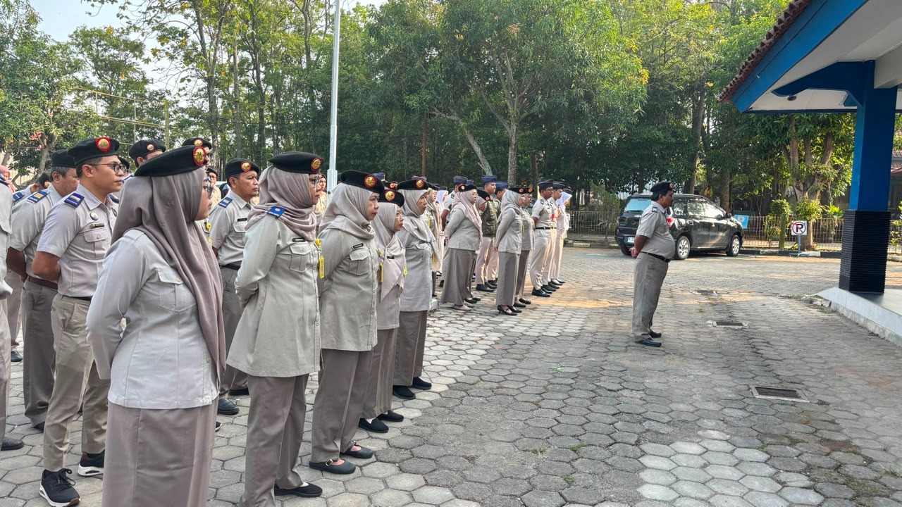 Apel Pagi : Penguatan Komitmen Dalam Peningkatan Kualitas Pelayanan Kantor Pertanahan Kabupaten Batang