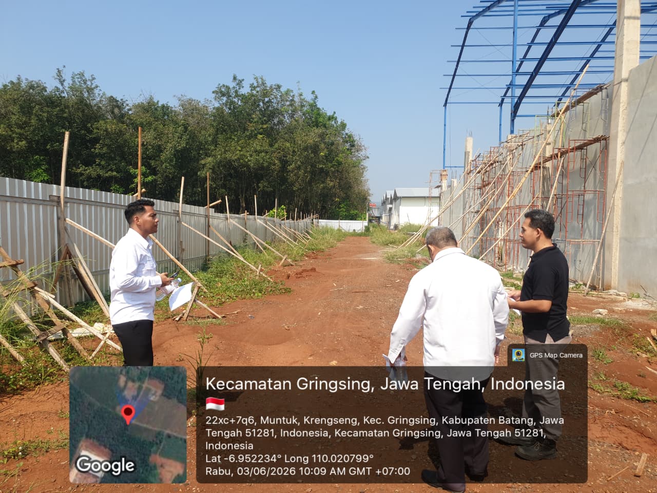 Survei Lapangan PKKPR untuk Kepastian Pemanfaatan Ruang, Kantah Kab. Batang Lakukan Peninjauan Lokasi di Desa Rejosari Kec. Gringsing