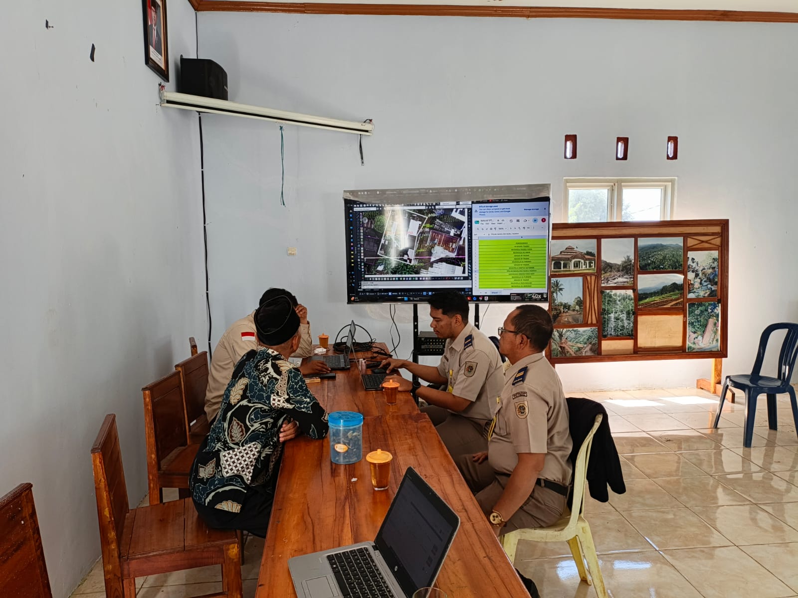 Tim PTSL Kantor Pertanahan Batang Lakukan Pendampingan PTSL dan Pencocokan Bidang Tanah di Desa Tombo Kec. Bandar
