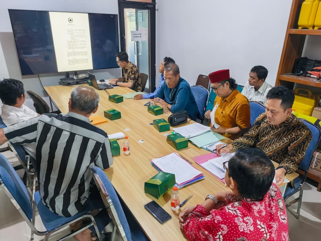 Kantah Batang Lakukan Rapat dalam rangka Validasi dan Pemeriksaan Dokumen untuk Proses Pengambilan Uang Konsinyasi