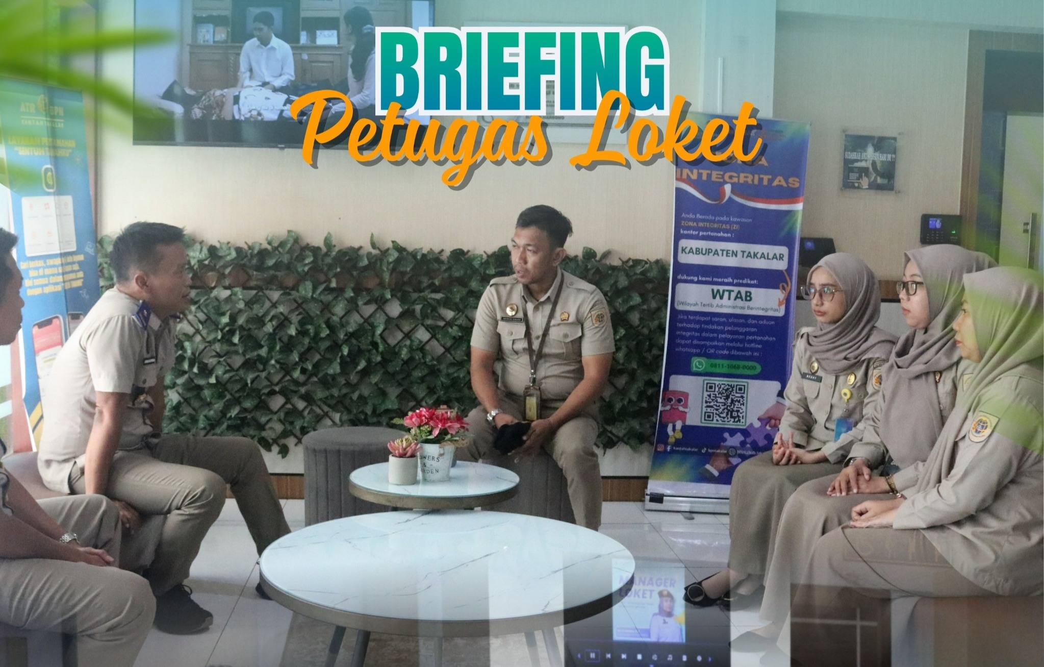 Briefing Rutin Petugas Loket