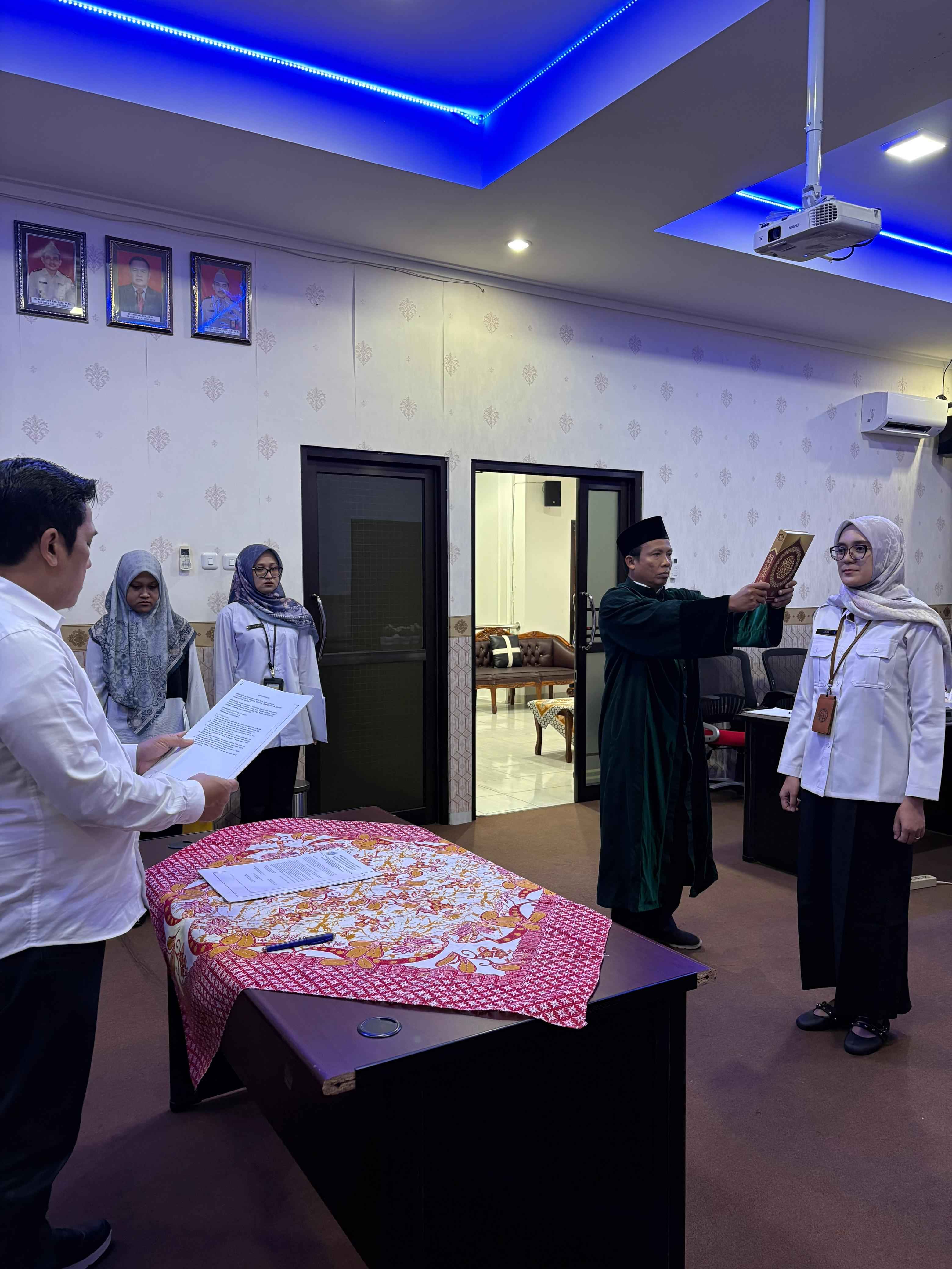Pelantikan dan Pengambilan Sumpah Ajudikasi Kegiatan Pendaftaran Tanah Sistematis Lengkap (PTSL) Tahun 2026