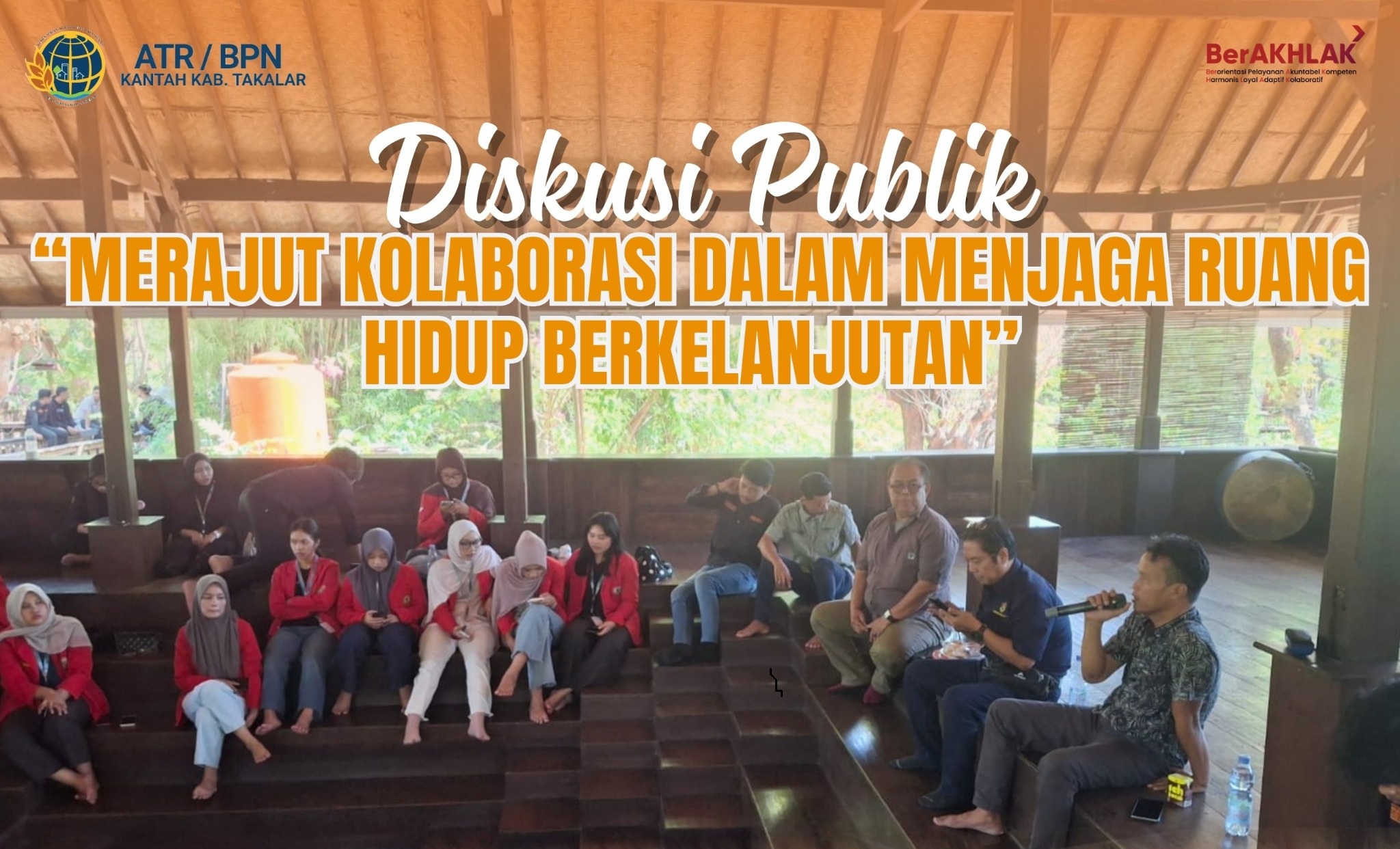 Menghadiri kegiatan Diskusi Publik bertajuk "Merajut Kolaborasi dalam Menjaga Ruang Hidup Berkelanjutan"