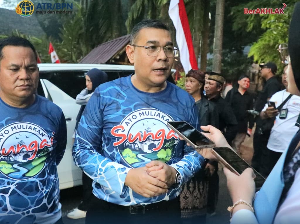 Hadiri Gerakan Nasional “AYO Muliakan Sungai”, Wamen Ossy: Memuliakan Sungai Berarti Memuliakan Negara