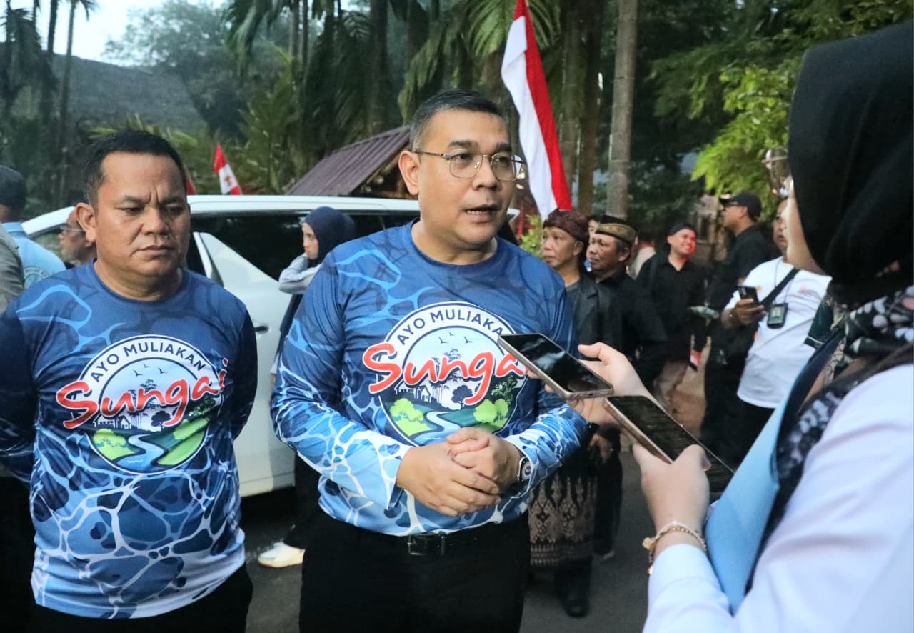 Hadiri Gerakan Nasional “AYO Muliakan Sungai”, Wamen Ossy: Memuliakan Sungai Berarti Memuliakan Negara
